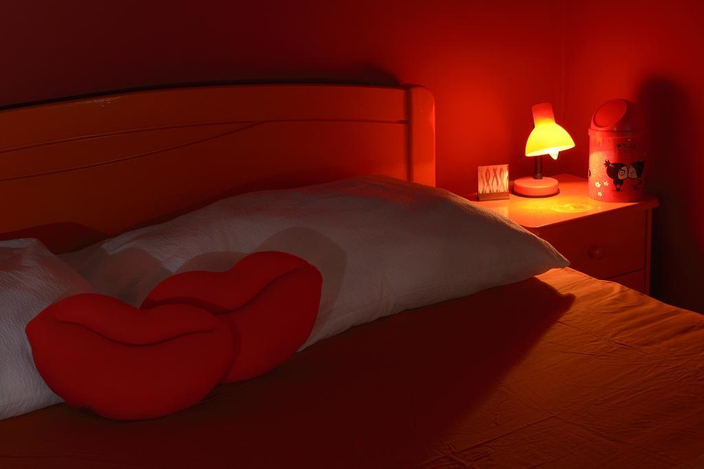 レトロ アパートメント ブダペスト 部屋 写真